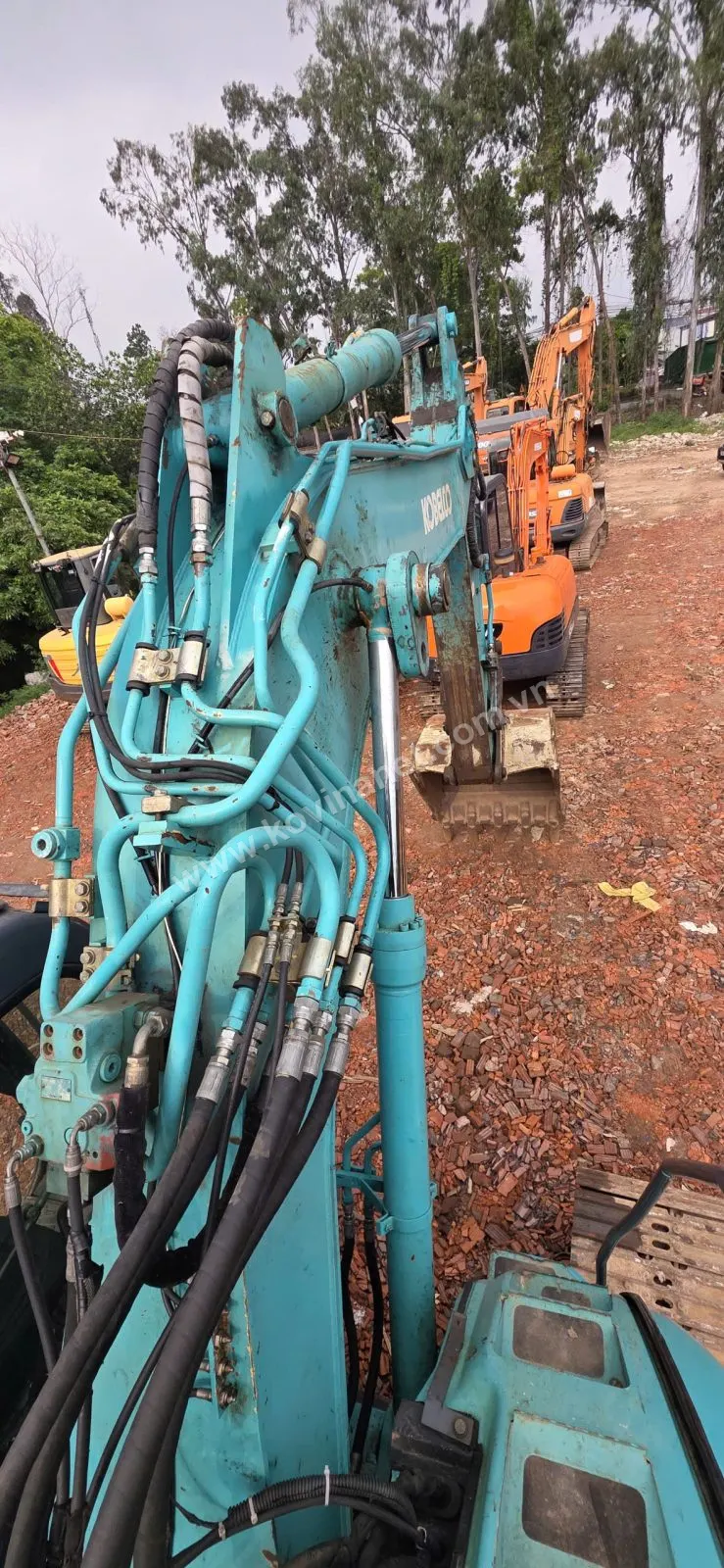 KOBELCO SK140SRLC