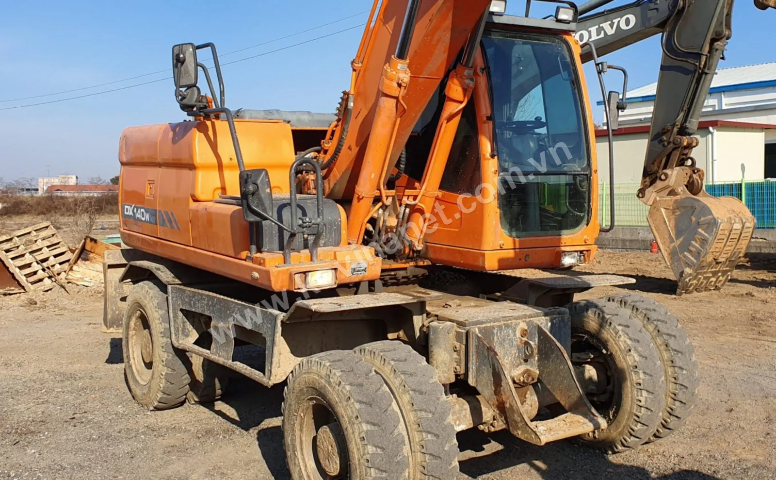 DOOSAN DX140W